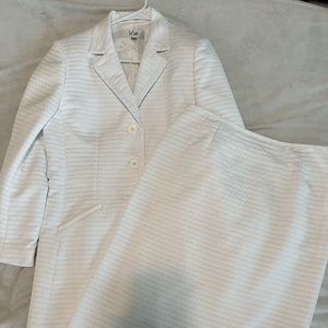 Le Suit Two Piece White Suit Dress. Size 12.
